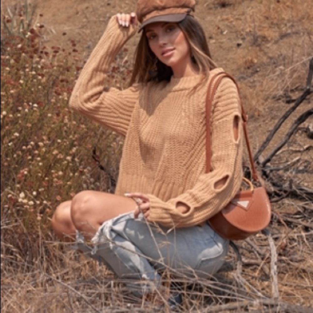 Caramel cable knit cropped sweater - Picture 1 of 4